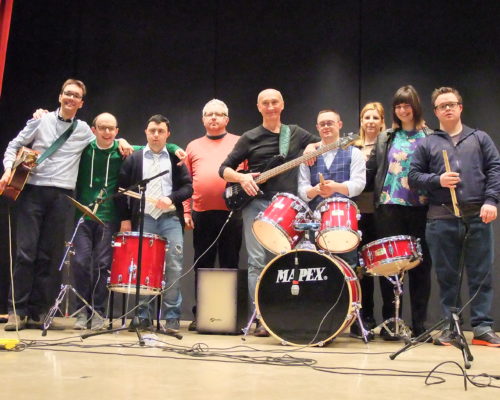 Dieci Più Group – band diversamente musicale